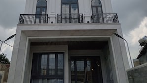 Unclassified image, 2 of 10, button - HOTEL D&T (Thong Nhat)