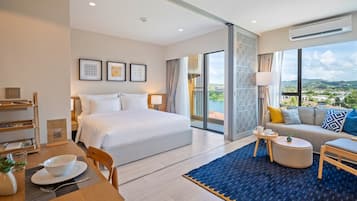 1 bedroom, in-room safe, iron/ironing board, free WiFi