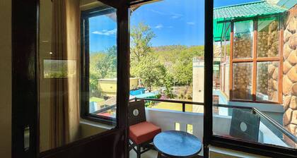 Shelton Blu Resort By Mango People