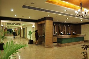 Exterior - The Sky Imperial Thaltej (Ahmedabad)