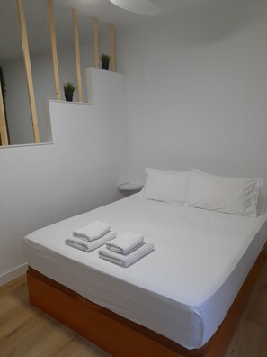 1 bedroom, in-room safe, iron/ironing board, free WiFi