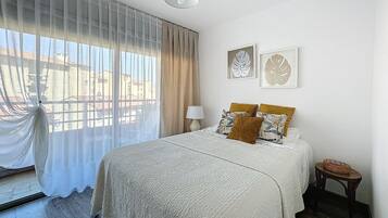 1 camera, ferro/asse da stiro, Wi-Fi gratuito, lenzuola