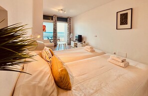 1 habitación, tabla de planchar con plancha y wifi 