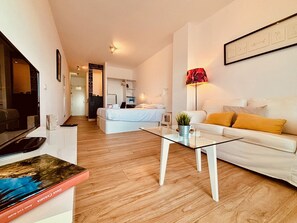1 bedroom, iron/ironing board, WiFi