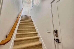 Interior - Lakeshore Luxe - Jacksonport Designer Home (Sturgeon Bay)