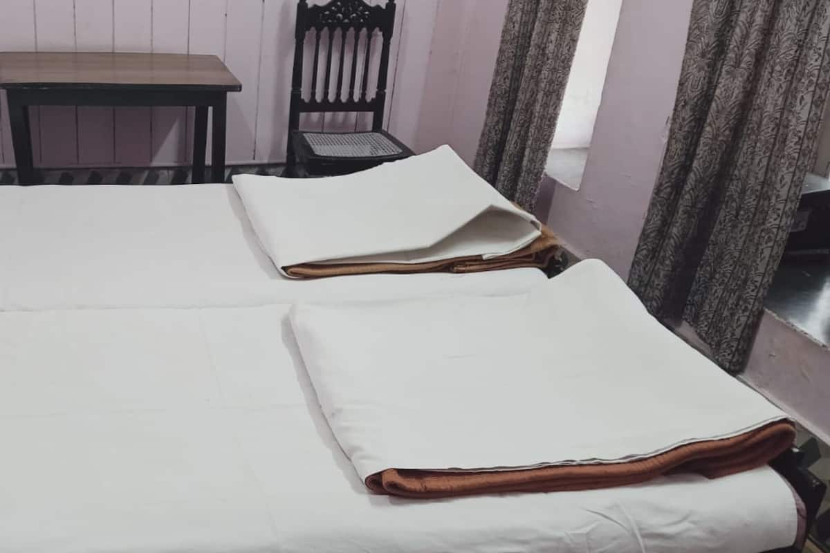 Standard Double Room | Soundproofing, free WiFi, bed sheets