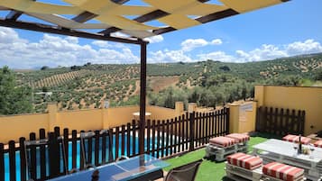 House, 3 Bedrooms, Accessible, Smoking | Outdoor dining