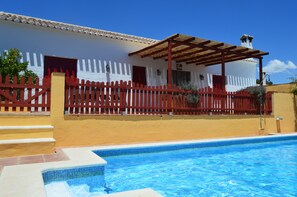Casa, 3 habitaciones, con acceso para personas discapacitadas, para fumadores | Entrada de la propiedad