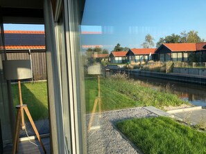 House, 2 Bedrooms, Patio, Garden View | Interior