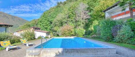 Seasonal outdoor pool