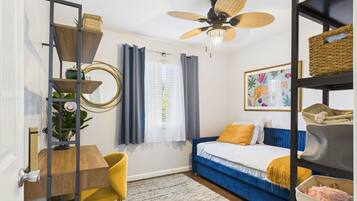 4 bedrooms, desk, iron/ironing board, travel crib