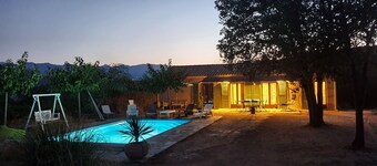 A little paradise! Independent villa-Private heated pool-7 km beach
