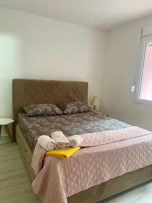 Leilighet – superior | Lydisolert, strykejern/-brett og wi-fi (inkludert)