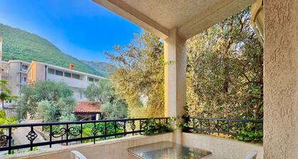 The Four Fish Apartments