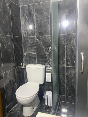 Superior Apartment | Bathroom - The Four Fish Apartments  (Sveti Stefan)