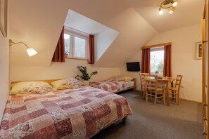 Standard Studio Suite, Resort View | In-room safe, free WiFi
