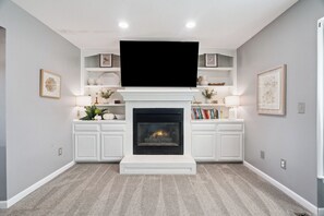 Interior - Spacious Retreat with Dual Master Suites, Game Room and Outdoor Escape (Ankeny)