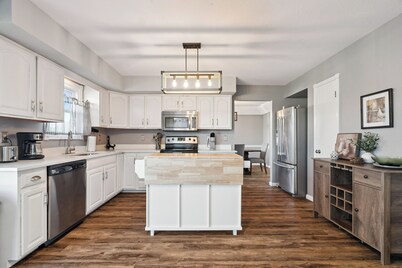 Spacious Retreat with Dual Master Suites, Game Room and Outdoor Escape