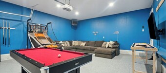 Spacious Retreat with Dual Master Suites, Game Room and Outdoor Escape