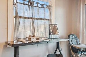 Interior - Spacious Retreat with Dual Master Suites, Game Room and Outdoor Escape (Ankeny)