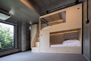 Shared Dormitory, Mixed Dorm, Garden View | Desk, laptop workspace, free WiFi - DMK Place (Bangkok)