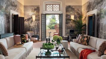 Villa, Balcony, Garden View | Living area