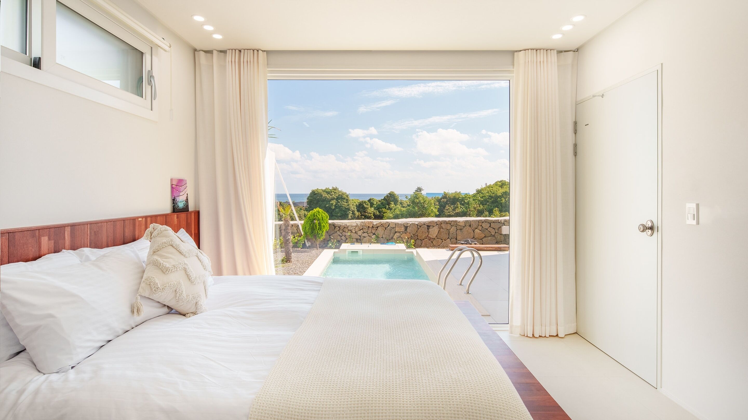 Basic Room, 2 Bedrooms (stayeden 3(Pet-friendly/extra charge)) | 3 bedrooms, free WiFi