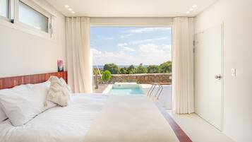 Basic Room, 2 Bedrooms (stayeden 3(Pet-friendly/extra charge)) | 3 bedrooms, free WiFi