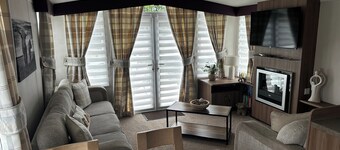 Luxury Caravan Escape by the Seaside, Port Seton