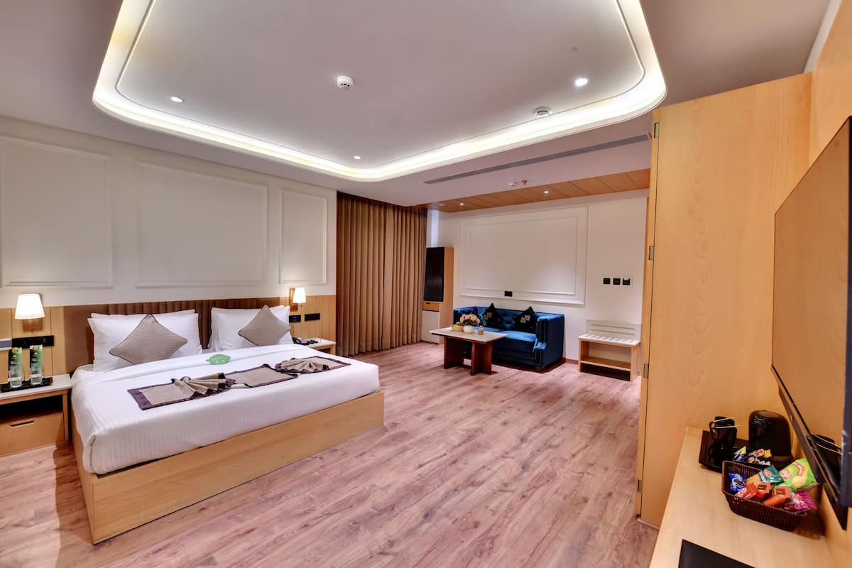 In-room safe, desk, blackout curtains, soundproofing