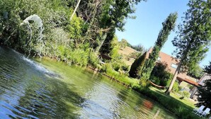 Miscellaneous - Room 2: Countryside—Absolutely Peaceful (LINDRY)