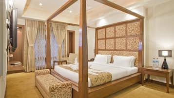 Deluxe Room | Desk, laptop workspace, free WiFi