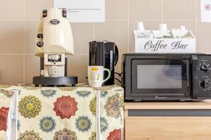 Machine à expresso, cafetière/bouilloire, bouilloire électrique