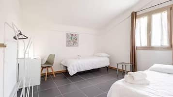 Apartment, 3 Schlafzimmer, Balkon, Bergblick | 3 Schlafzimmer, Bügeleisen/Bügelbrett, kostenloses WLAN