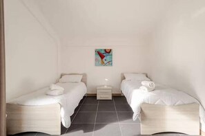 Apartment, 3 Bedrooms, Balcony, Mountain View | 3 bedrooms, iron/ironing board, free WiFi -  Home Sweet Home (Monreale)