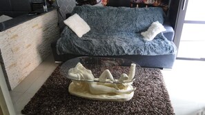 Living area - "Apartament Dubaj" - Marvelous apartment for 2- 4 people in Bytom. (Bytom)