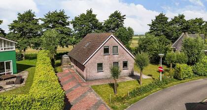 Comfortable holiday home with garden, panoramic view and jacuzzi
