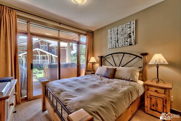 2 bedrooms, iron/ironing board, Internet, bed sheets