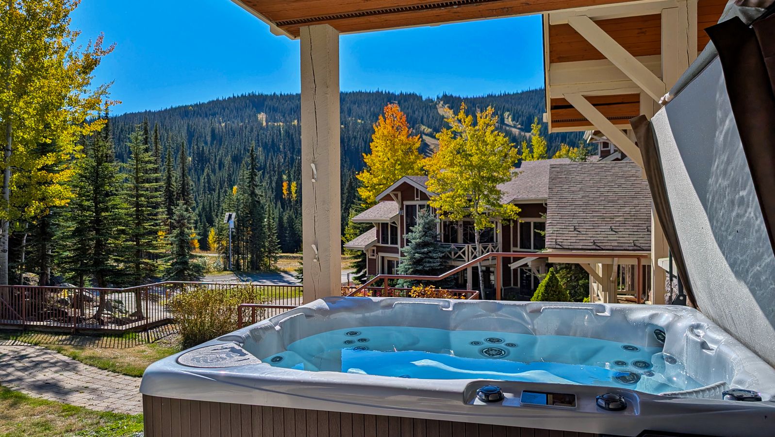 Bain à remous extérieur