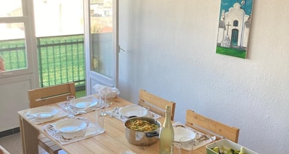 Spacious 3-bedroom apartment in awesome El Campello with WiFi