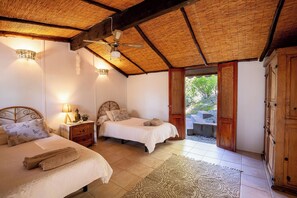 9 bedrooms, iron/ironing board, WiFi, bed sheets