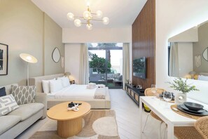 Desk, iron/ironing board, WiFi