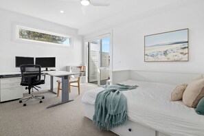 5 habitaciones, tabla de planchar con plancha y wifi 