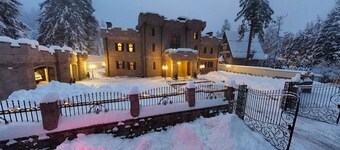 The Castle - Your unique way of retreat