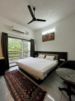 Premium Room, Mountain View - Mount villa Udaipur (Udaipur)