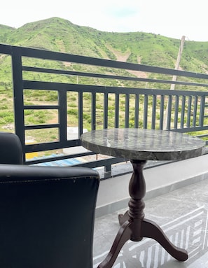 Premium Room, Mountain View | Terrace/patio