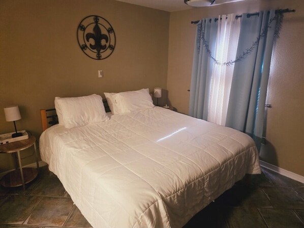 3 dormitorios, tabla de planchar con plancha, wifi y ropa de cama