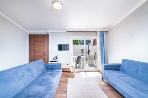 Family Townhome | In-room safe, desk, laptop workspace, blackout curtains - Club Sideris Halal Family Hotel & Spa (Menderes)