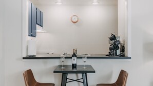 Apartment (1 Bedroom) | Dining room - 90sw - Fireplace - Dishwasher - W/D - Pets OK (Deming)