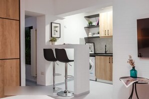 Internet - Industrial Cozy Studio in Piata Amzei (Bucharest)